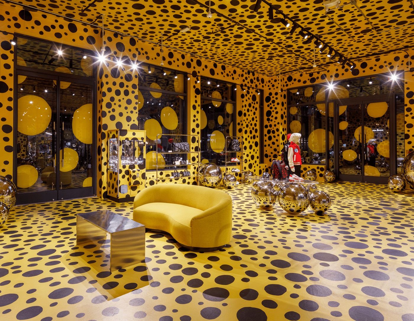 Louis Vuitton × Yayoi Kusama